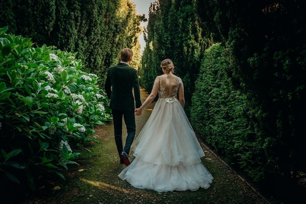 Hotel Endsleigh rose walk