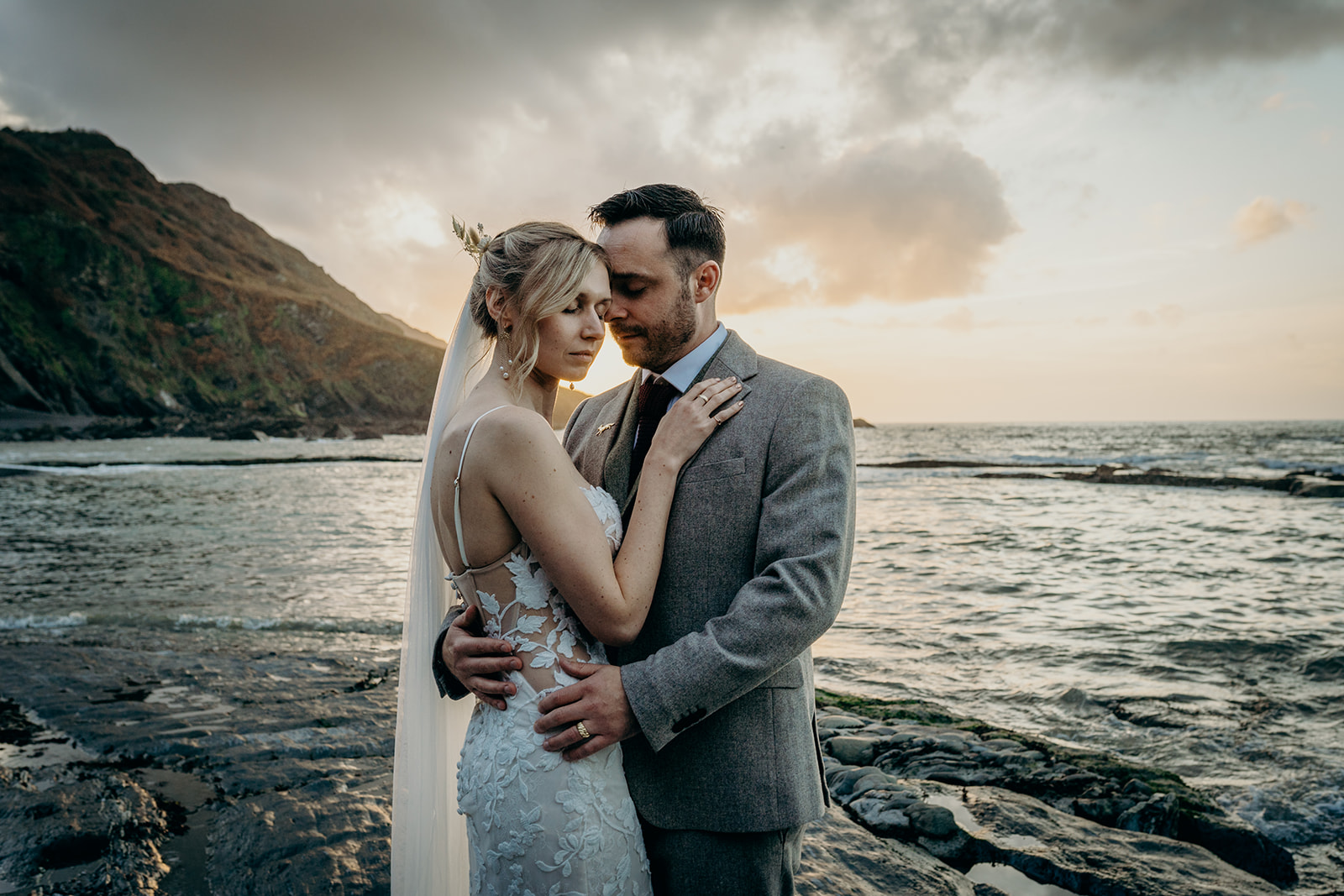 tunnels beaches wedding photographer