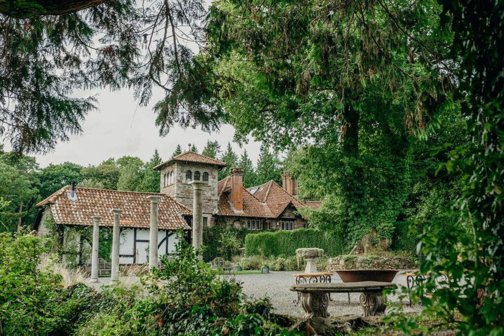 wedding photography Coombe Trenchard
