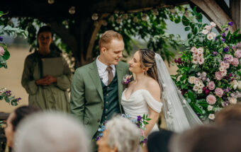 harefield barn wedding